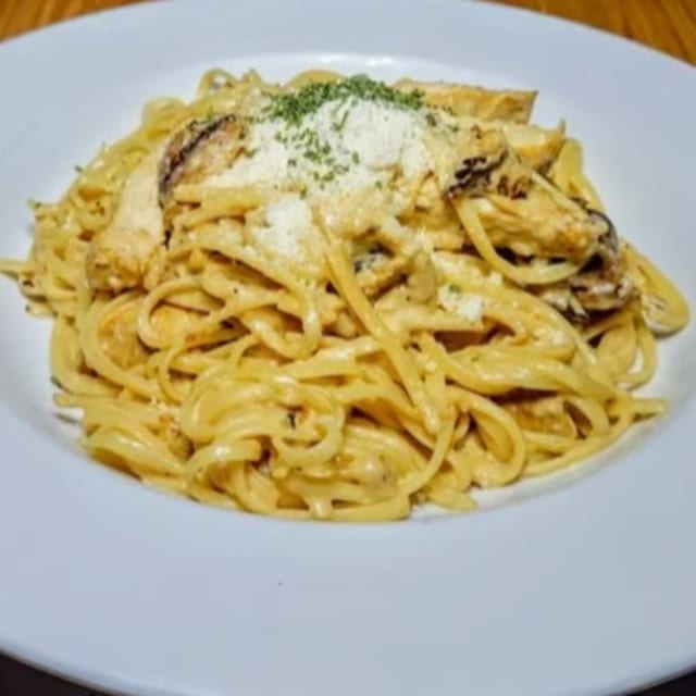 Creamy Chicken Mushroom Pasta.